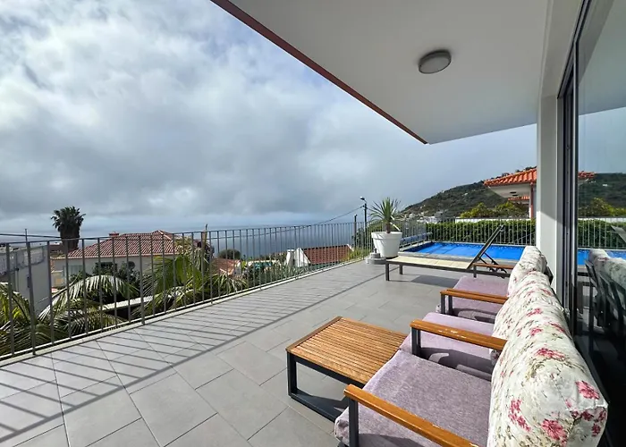 Blue Villa