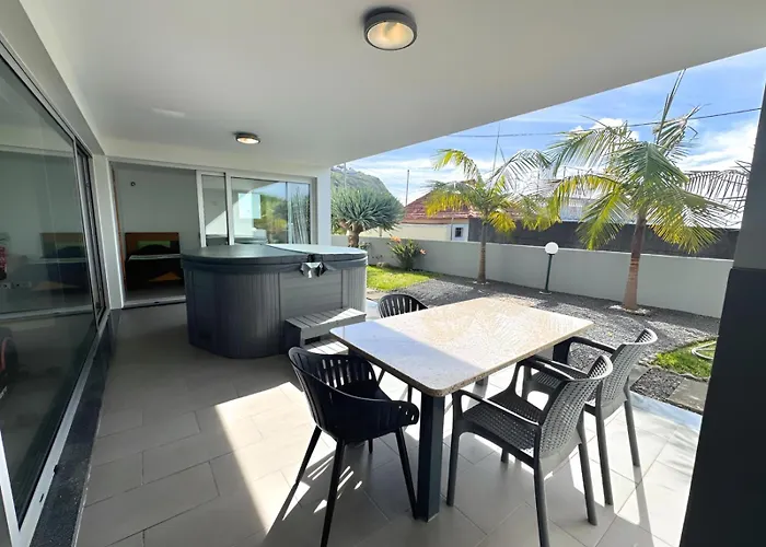 Blue * Arco da Calheta (Madeira)